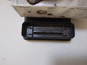 Gebruikte ABS Pomp Mercedes CLK (C209) 2.6 240 V6 18V Prijs € 37,00 Margeregeling aangeboden door Autodemontage VDW