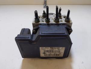 Gebruikte ABS Pomp Mini Mini (R56) 1.6 16V Cooper S Prijs € 74,00 Margeregeling aangeboden door Autodemontage VDW