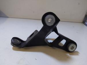 Gebruikte Diversen Volkswagen Caddy III (2KA,2KH,2CA,2CH) 2.0 SDI Prijs € 7,00 Margeregeling aangeboden door Autodemontage VDW