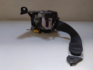 Gebruikte Veiligheidsgordel rechts-achter Mercedes E (W212) E-250 CDI 16V BlueEfficiency 4-Matic Prijs € 60,00 Margeregeling aangeboden door Autodemontage VDW