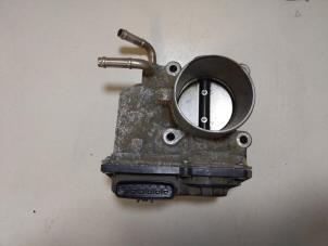 Gebruikte Gasklephuis Toyota Yaris III (P13) 1.33 16V Dual VVT-I Prijs € 44,00 Margeregeling aangeboden door Autodemontage VDW