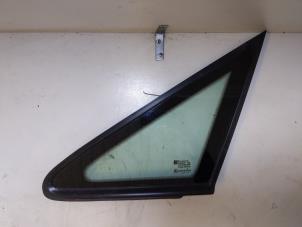 Gebruikte Driehoeks Ruit rechts-voor Opel Zafira (F75) 2.2 16V Prijs € 14,00 Margeregeling aangeboden door Autodemontage VDW