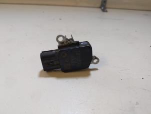 Gebruikte Luchtmassameter Toyota Yaris III (P13) 1.33 16V Dual VVT-I Prijs € 22,00 Margeregeling aangeboden door Autodemontage VDW