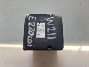 Gebruikte ABS Pomp Mercedes E (W211) 2.2 E-220 CDI 16V Prijs € 74,00 Margeregeling aangeboden door Autodemontage VDW