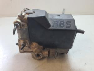 Gebruikte ABS Pomp Mercedes C (W202) 1.8 C-180 16V Prijs € 37,00 Margeregeling aangeboden door Autodemontage VDW