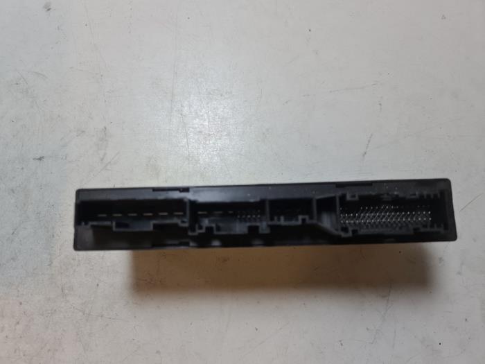 Computer Body Control van een BMW 5 serie (E60) 525d 24V 2006