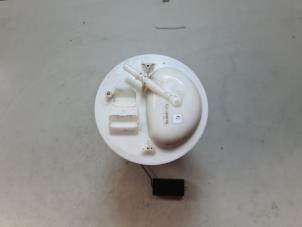 Gebruikte Benzinepomp Fiat 500 (312) 1.2 Prijs € 37,00 Margeregeling aangeboden door Autodemontage VDW