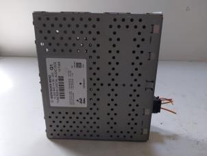 Gebruikte Radio module Mercedes C (W205) C-220 2.2 CDI BlueTEC, C-220 d 16V Prijs € 100,00 Margeregeling aangeboden door Autodemontage VDW