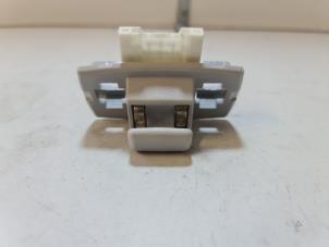 Gebruikte Diversen Mercedes C (W205) C-220 2.2 CDI BlueTEC, C-220 d 16V Prijs € 7,00 Margeregeling aangeboden door Autodemontage VDW