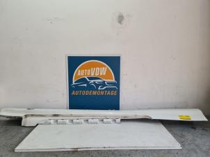 Gebruikte Sideskirt rechts Mercedes E (C207) E-220 CDI 16V BlueEfficiency Prijs € 56,00 Margeregeling aangeboden door Autodemontage VDW