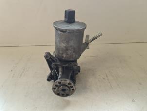 Gebruikte Pomp Servo Mercedes 190 (W201) 1.8 E Prijs € 75,00 Margeregeling aangeboden door Autodemontage VDW