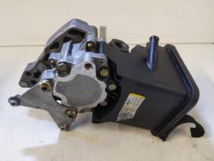 Gebruikte Pomp Servo BMW 5 serie (E39) 535i 32V Prijs € 33,00 Margeregeling aangeboden door Autodemontage VDW