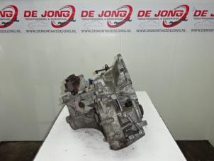 Gebruikte Versnellingsbak Hyundai Coupe 2.7 V6 24V Prijs € 275,00 Margeregeling aangeboden door Autodemontagebedrijf de Jong