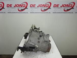 Gebruikte Versnellingsbak Peugeot 207/207+ (WA/WC/WM) 1.6 HDi 16V Prijs € 175,00 Margeregeling aangeboden door Autodemontagebedrijf de Jong