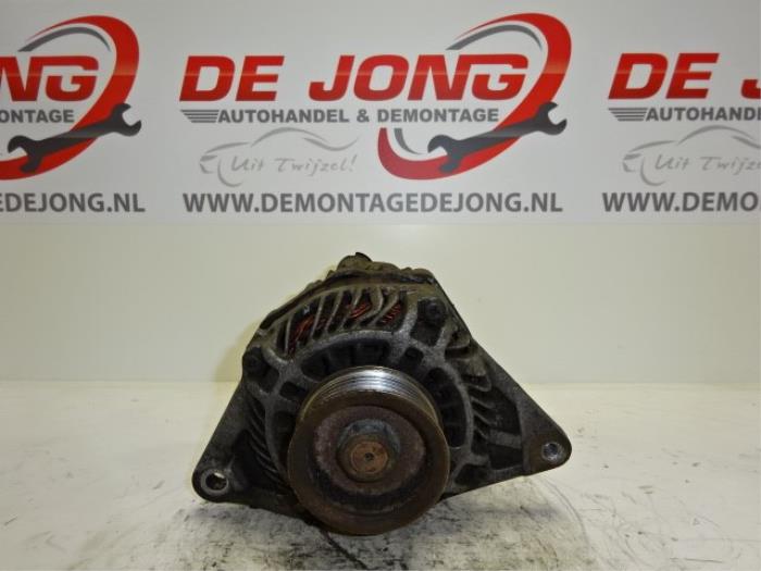 Gebruikte Dynamo Mitsubishi L-200 2.5 DI-D 4x4 Prijs € 69,95 Margeregeling aangeboden door Autodemontagebedrijf de Jong