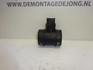 Gebruikte Luchtmassameter Dodge Ram Van 2.5 CRD 16V Prijs € 18,99 Margeregeling aangeboden door Autodemontagebedrijf de Jong