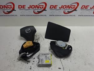 Gebruikte Airbag Set + Module Mazda 6 (GG12/82) 2.0i 16V Prijs € 199,00 Margeregeling aangeboden door Autodemontagebedrijf de Jong