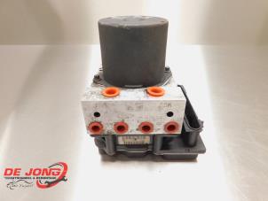 Gebruikte ABS Pomp Ford Transit 2.4 TDCi 16V Prijs € 48,35 Margeregeling aangeboden door Autodemontagebedrijf de Jong