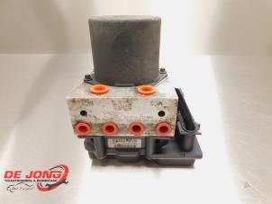 Gebruikte ABS Pomp Ford Transit 2.4 TDCi 16V Prijs € 48,35 Margeregeling aangeboden door Autodemontagebedrijf de Jong