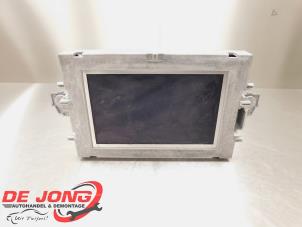 Gebruikte Display Interieur Mercedes E Estate (S212) E-350 CDI V6 24V BlueEfficiency Prijs € 49,95 Margeregeling aangeboden door Autodemontagebedrijf de Jong