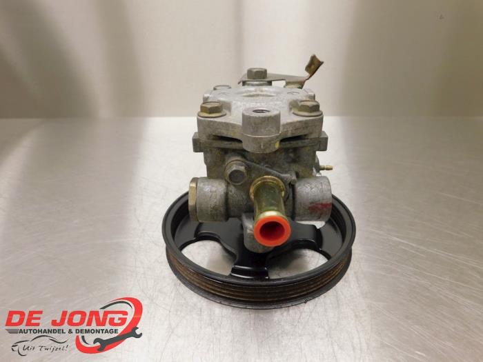 Gebruikte Pomp Servo Mitsubishi Lancer (CS/CT) 1.6 16V Prijs € 34,90 Margeregeling aangeboden door Autodemontagebedrijf de Jong
