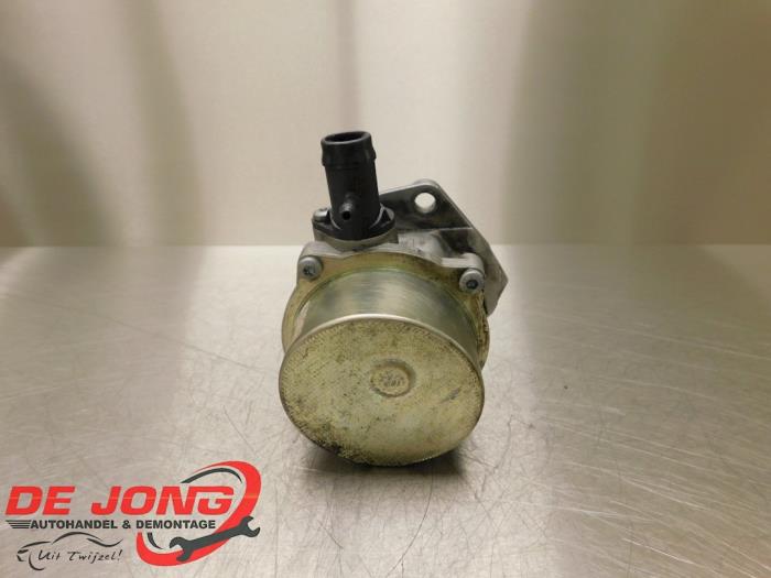 Gebruikte Vacuumpomp (Diesel) Renault Kangoo Express (FW) 1.5 dCi 90 FAP Prijs € 19,95 Margeregeling aangeboden door Autodemontagebedrijf de Jong