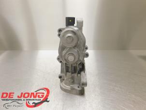 Gebruikte Uitlaat gasklep (EGR) Opel Meriva 1.7 CDTI 16V Prijs € 49,99 Margeregeling aangeboden door Autodemontagebedrijf de Jong