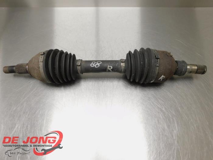 Gebruikte Steekas rechts-voor Saab 9-3 II Sport Sedan (YS3F) 2.2 TiD 16V Prijs € 22,95 Margeregeling aangeboden door Autodemontagebedrijf de Jong