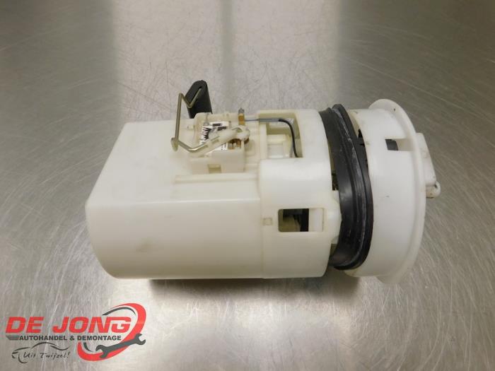 Gebruikte Tank element Pomp Hyundai Coupe 2.7 V6 24V Prijs € 49,99 Margeregeling aangeboden door Autodemontagebedrijf de Jong