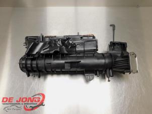 Gebruikte Inlaatspruitstuk Mercedes A (W176) 1.6 A-180 16V Prijs € 39,99 Margeregeling aangeboden door Autodemontagebedrijf de Jong