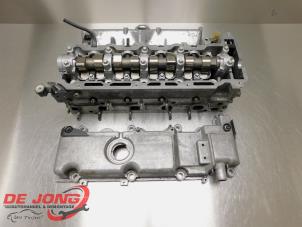 Gebruikte Cilinderkop Opel Astra G Caravan (F35) 2.0 Di 16V Prijs € 149,99 Margeregeling aangeboden door Autodemontagebedrijf de Jong