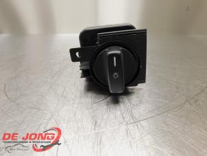 Gebruikte Licht Schakelaar Mercedes B (W245) 2.0 B-200 16V Turbo Prijs € 7,45 Margeregeling aangeboden door Autodemontagebedrijf de Jong