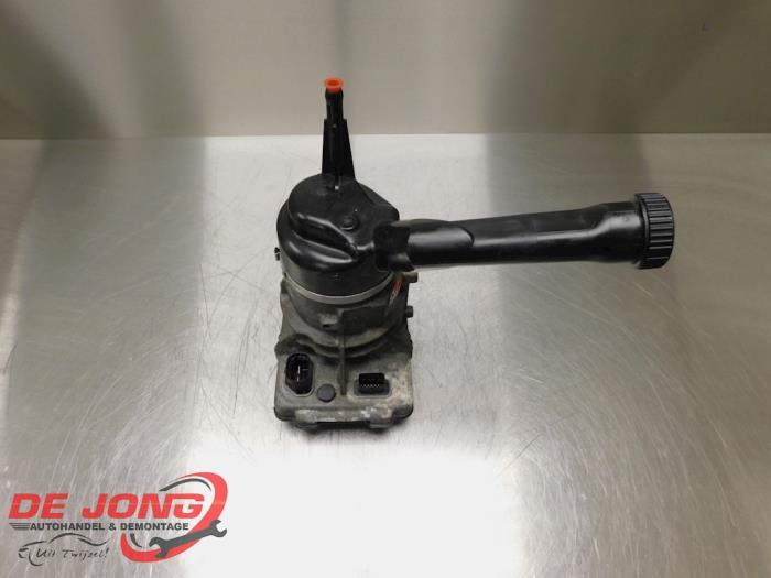 Gebruikte Pomp Servo Peugeot 308 CC (4B) 2.0 HDi 16V Euro 5 FAP Prijs € 74,99 Margeregeling aangeboden door Autodemontagebedrijf de Jong