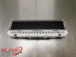 Gebruikte Display Interieur Renault Grand Scénic III (JZ) 1.5 dCi 110 Prijs € 150,00 Margeregeling aangeboden door Autodemontagebedrijf de Jong