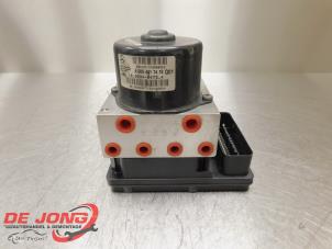 Gebruikte ABS Pomp Mercedes SLK (R171) 3.0 280 V6 24V Prijs € 46,99 Margeregeling aangeboden door Autodemontagebedrijf de Jong