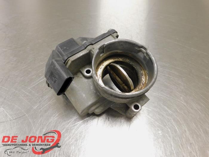 Gebruikte Gasklephuis Volkswagen Caddy III (2KA,2KH,2CA,2CH) 2.0 TDI DPF Prijs € 11,99 Margeregeling aangeboden door Autodemontagebedrijf de Jong