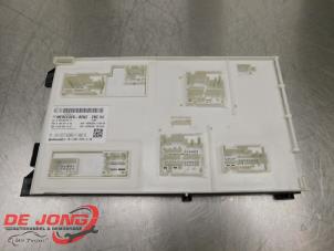 Gebruikte Module Comfort Mercedes ML III (166) 3.0 ML-350 BlueTEC V6 24V 4-Matic Prijs € 49,99 Margeregeling aangeboden door Autodemontagebedrijf de Jong