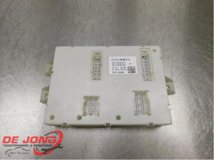 Gebruikte Sam module Mercedes ML III (166) 3.0 ML-350 BlueTEC V6 24V 4-Matic Prijs € 108,85 Margeregeling aangeboden door Autodemontagebedrijf de Jong