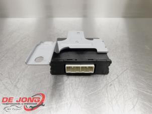 Gebruikte PDC Module Mitsubishi Outlander (GF/GG) 2.0 16V PHEV 4x4 Prijs € 49,99 Margeregeling aangeboden door Autodemontagebedrijf de Jong