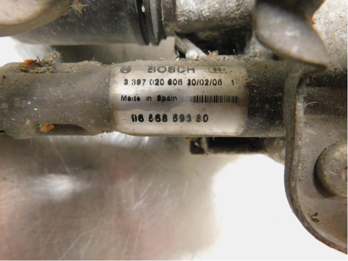 Ruitenwis Mechaniek van een Peugeot 407 SW (6E) 2.0 HDiF 16V 2005