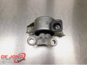 Gebruikte Motorsteun Opel Corsa E 1.4 Turbo 16V Prijs € 24,99 Margeregeling aangeboden door Autodemontagebedrijf de Jong