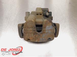 Gebruikte Remklauw (Tang) links-voor Opel Corsa E 1.4 Turbo 16V Prijs € 24,99 Margeregeling aangeboden door Autodemontagebedrijf de Jong