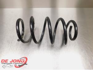 Gebruikte Veerschroef voor Ford Kuga II (DM2) 2.0 TDCi 16V 150 4x4 Prijs € 30,00 Margeregeling aangeboden door Autodemontagebedrijf de Jong