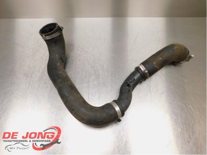 Gebruikte Intercooler Buis Ford Kuga II (DM2) 2.0 TDCi 16V 150 4x4 Prijs € 70,00 Margeregeling aangeboden door Autodemontagebedrijf de Jong