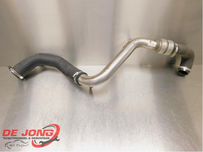 Gebruikte Intercooler Buis Ford Focus 3 2.0 ST EcoBoost 16V Prijs € 175,00 Margeregeling aangeboden door Autodemontagebedrijf de Jong