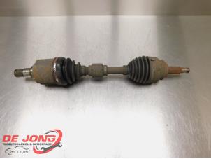 Gebruikte Aandrijfas links-voor Mitsubishi Outlander (CW) 2.2 DI-D 16V 4x4 Prijs € 89,99 Margeregeling aangeboden door Autodemontagebedrijf de Jong