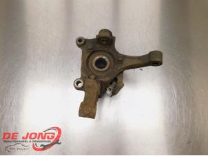 Gebruikte Asschenkel links-voor Opel Antara 2.0 CDTi 16V 4x4 Prijs € 39,99 Margeregeling aangeboden door Autodemontagebedrijf de Jong