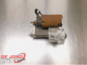 Gebruikte Startmotor Renault Espace (JK) 3.0 dCi V6 24V Grand Espace Kat. Prijs € 19,99 Margeregeling aangeboden door Autodemontagebedrijf de Jong