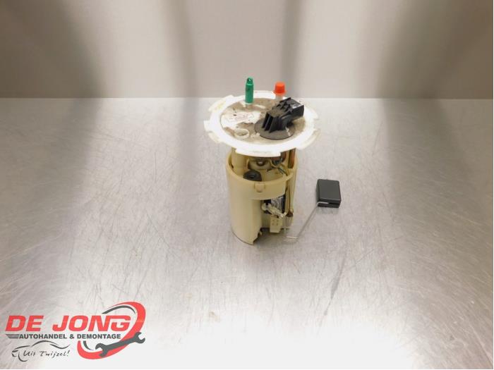 Gebruikte Tank element Pomp Chevrolet Lacetti (KLAN) 1.6 16V Prijs € 24,99 Margeregeling aangeboden door Autodemontagebedrijf de Jong