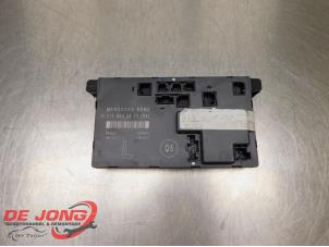 Gebruikte Centrale Deurvergrendelings Module Mercedes E (W211) 2.2 E-220 CDI 16V Prijs € 19,99 Margeregeling aangeboden door Autodemontagebedrijf de Jong